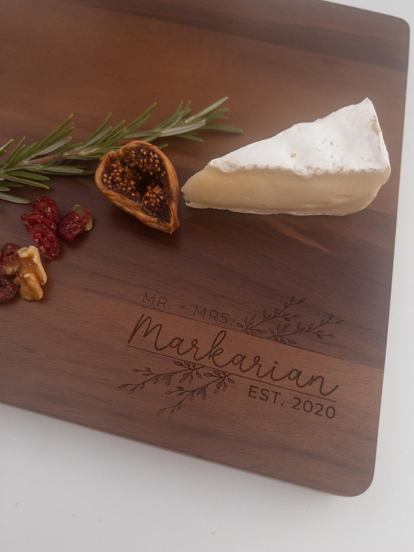 Personalized Walnut Cutting Board Gift Box